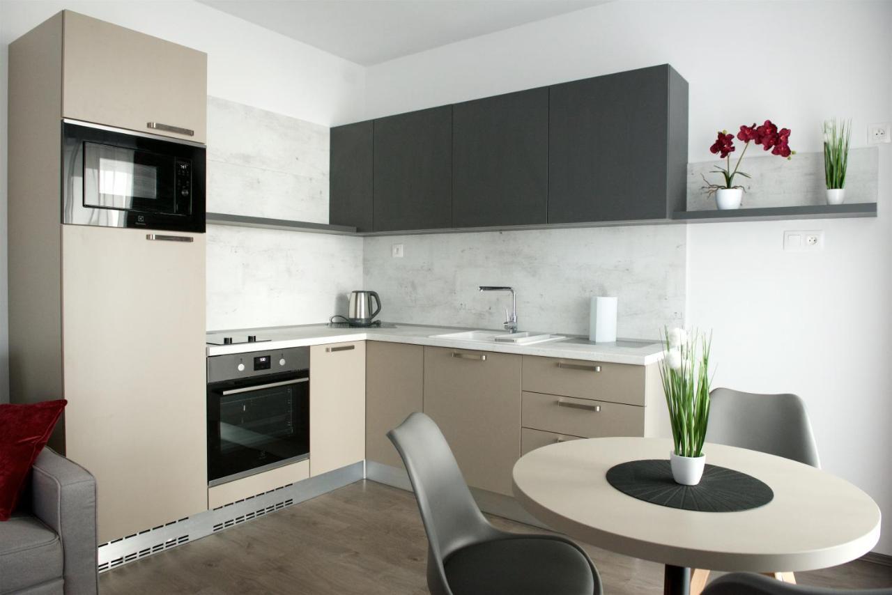 Apartman Greenbay Golf Trenčín Eksteriør billede