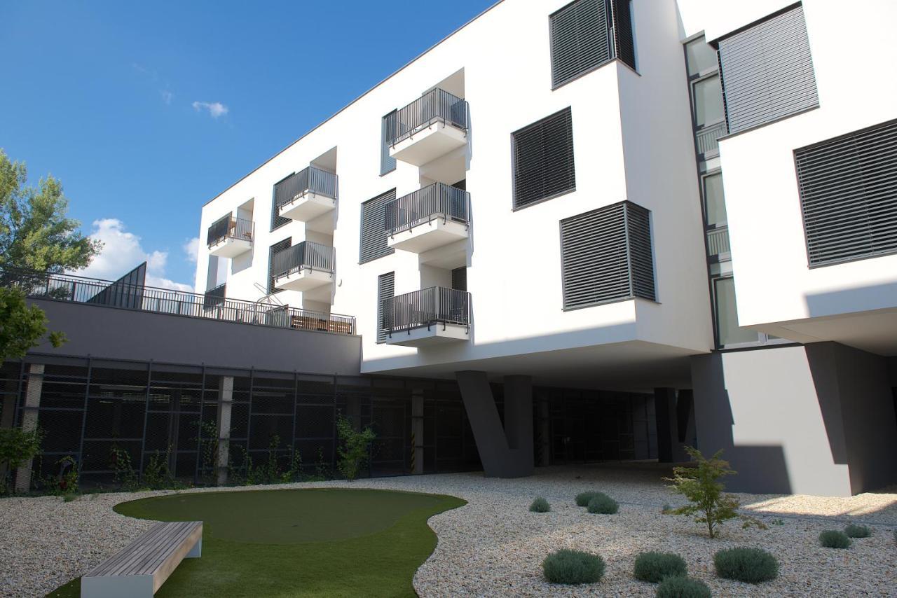 Apartman Greenbay Golf Trenčín Eksteriør billede